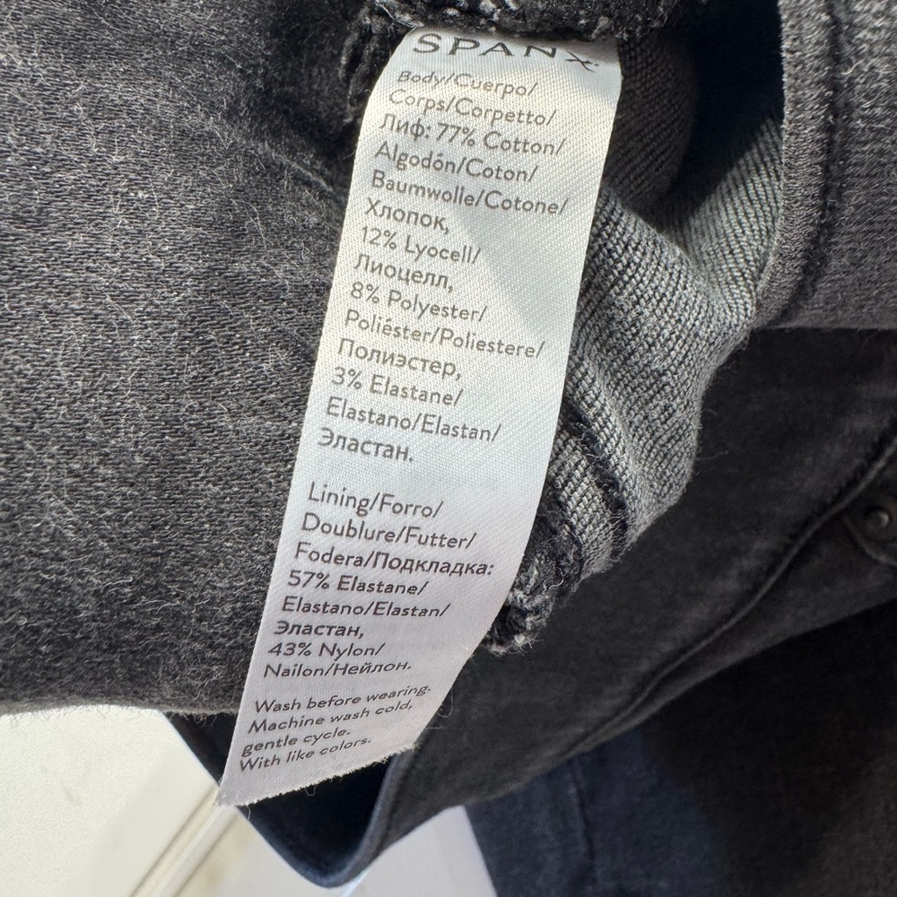 Spanx Women’s Small Distressed Denim Jeggings Jeans Black Pull On Medium Wash - Picture 6 of 7